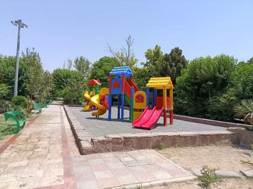 عکس بوستان شهدای وردآورد