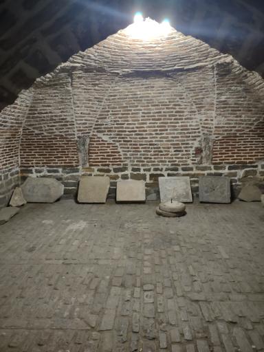 عکس موزه سنگ و کتیبه