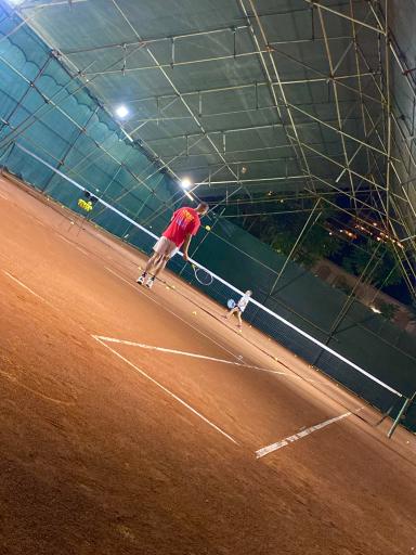 عکس باشگاه تنیس آجودانیه