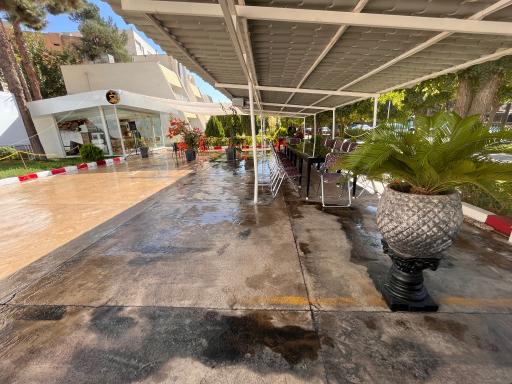 عکس کافی شاپ هتل جهانگردی شیراز