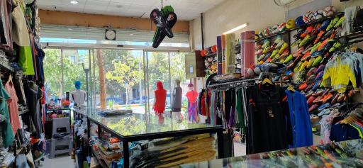 عکس فروشگاه ورزشی پیام