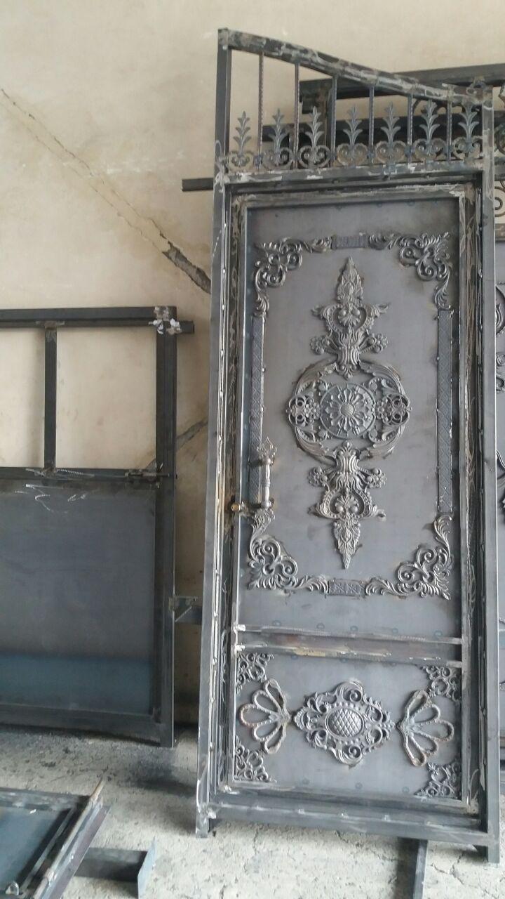 عکس درب و پنجره فروشی