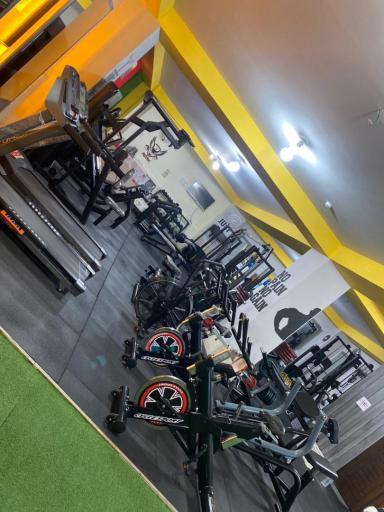 عکس باشگاه آداک