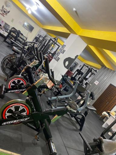 عکس باشگاه آداک