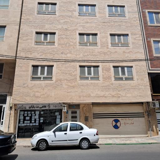 عکس کافی‌ نت و دفتر فنی یاران