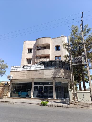 عکس لبنیات سنتی قائم