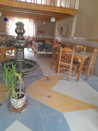 عکس سفره خانه سنتی کبابخوران