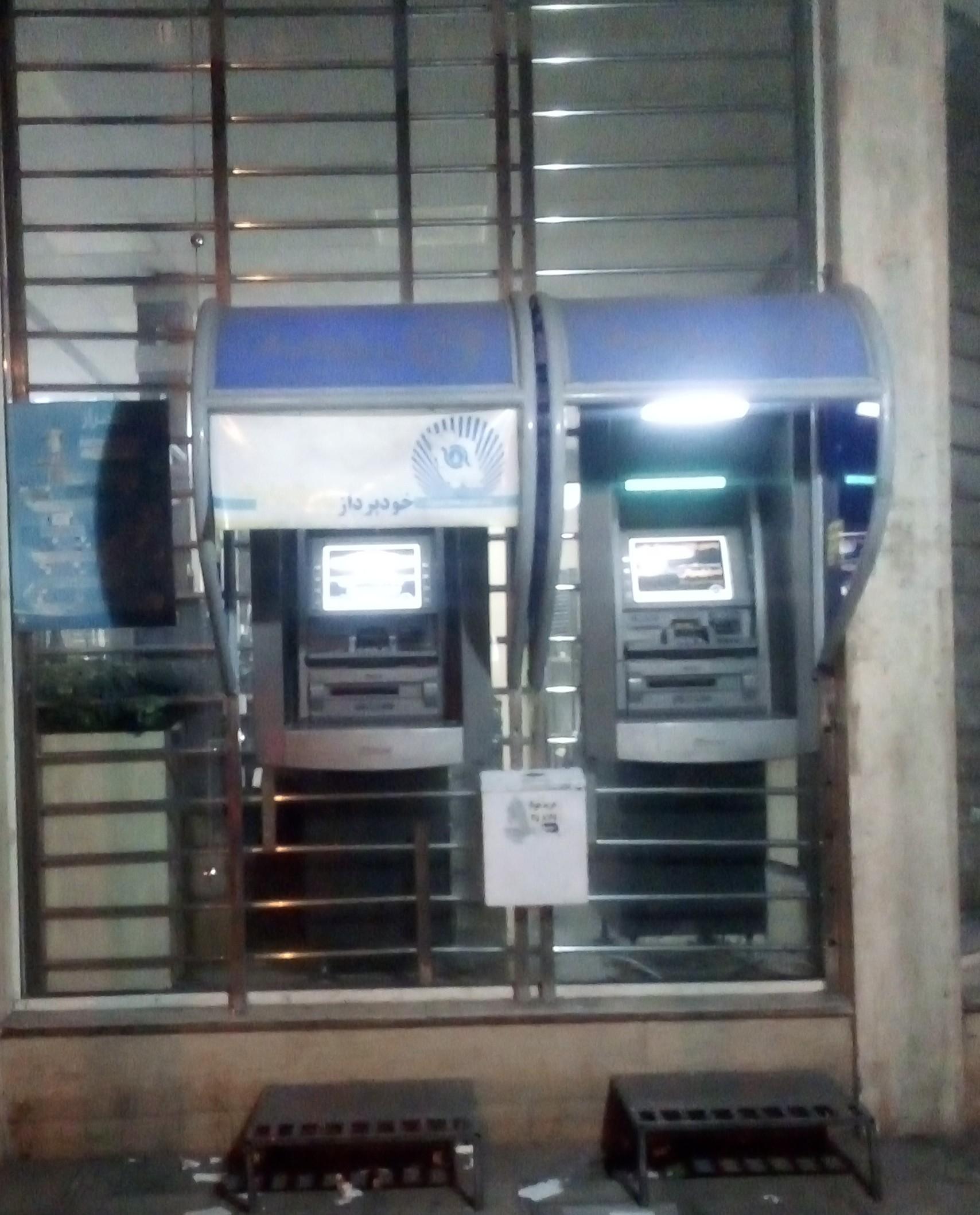 عکس خودپرداز بانک تجارت