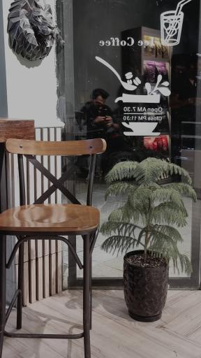 عکس کافه لئو