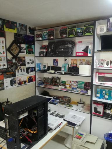 عکس موبایل و کامپیوتر و امور مشترکین نوین سیستم