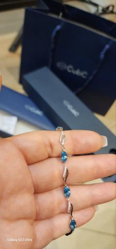 عکس فروشگاه زیور آلات کوبیک 