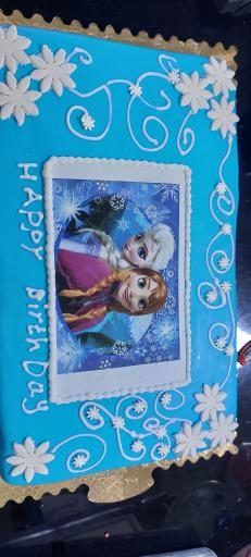 عکس شیرینی سرای شادی