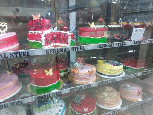 عکس شیرینی سرای شادی