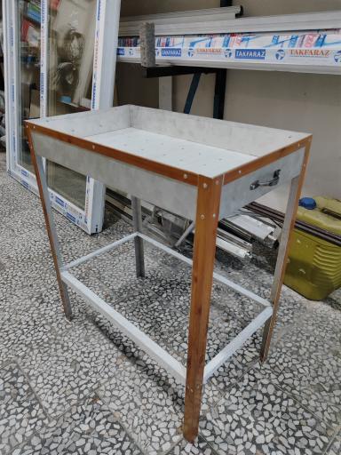 عکس پنجره رویال یو پی وی سی