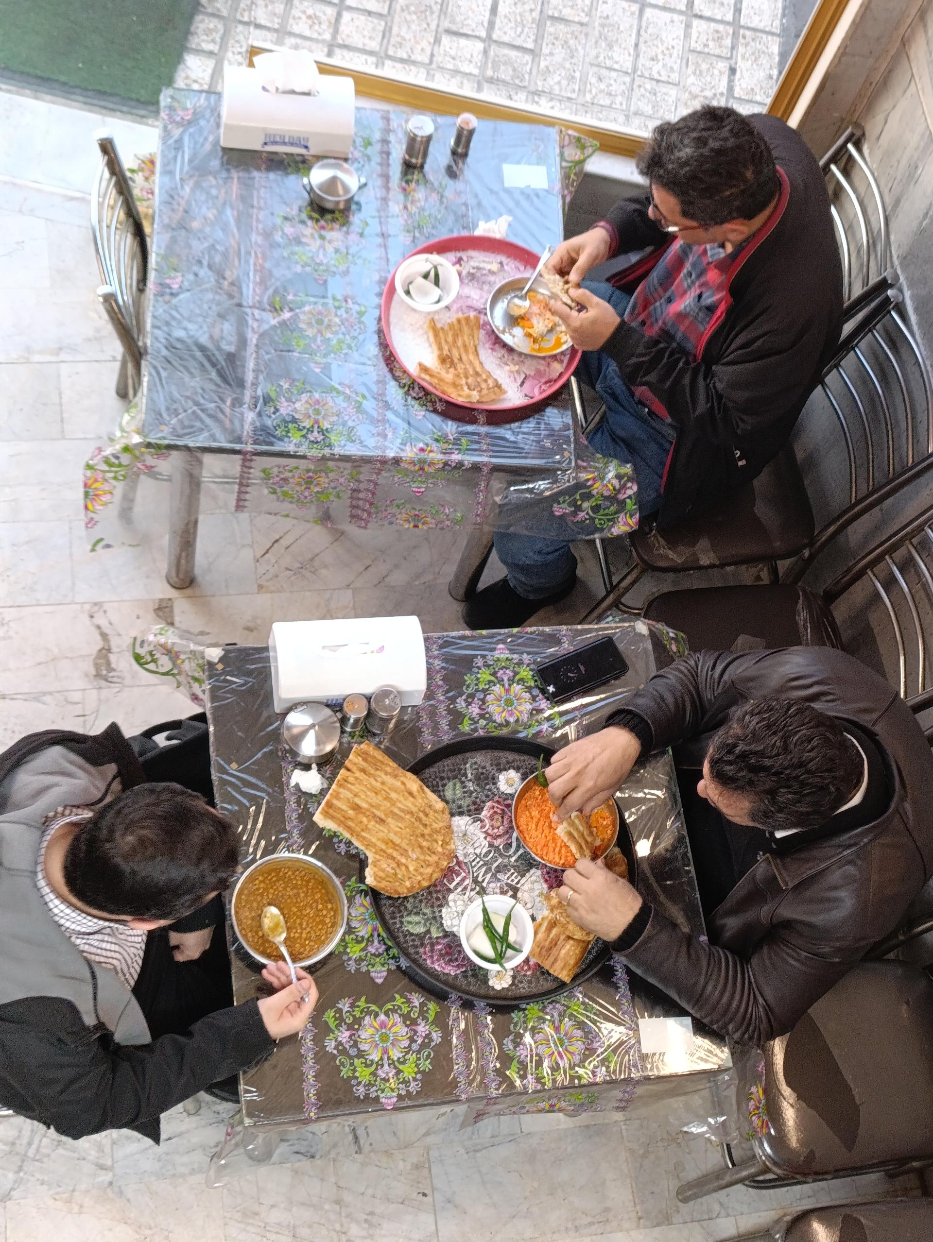 عکس دیزی سرای عمو عباس