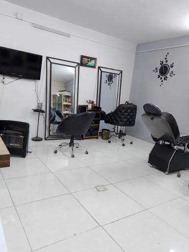 عکس سالن زیبایی نگین