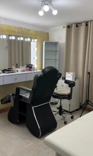 عکس سالن زیبایی هدیه مردی (+HDD)