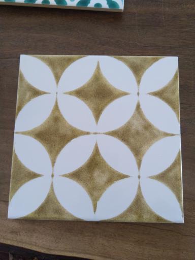 عکس کاشی سنتی نیستان 