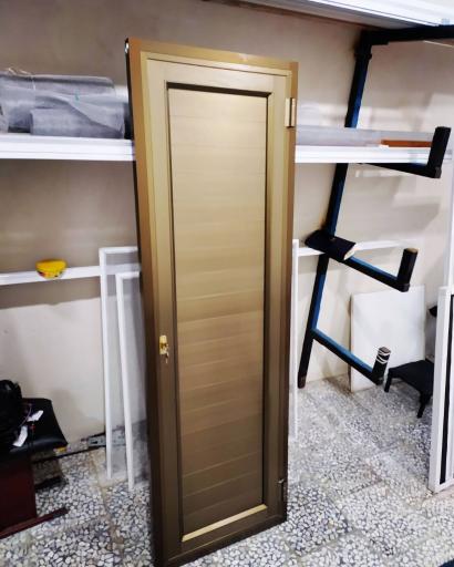 عکس پنجره رویال یو پی وی سی