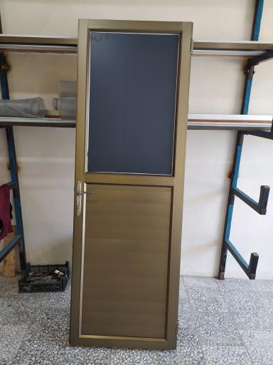 عکس پنجره رویال یو پی وی سی