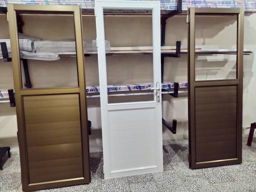 عکس پنجره رویال یو پی وی سی