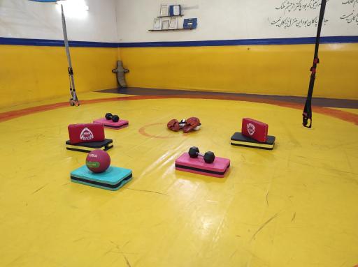 عکس باشگاه ورزشی شهید محمد حسین زارع