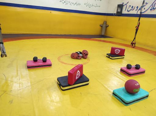 عکس باشگاه ورزشی شهید محمد حسین زارع