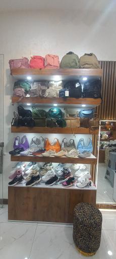 عکس کیف و کفش زنانه پابوک