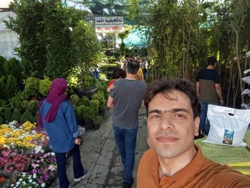 عکس بازار گل و گیاه غرب تهران