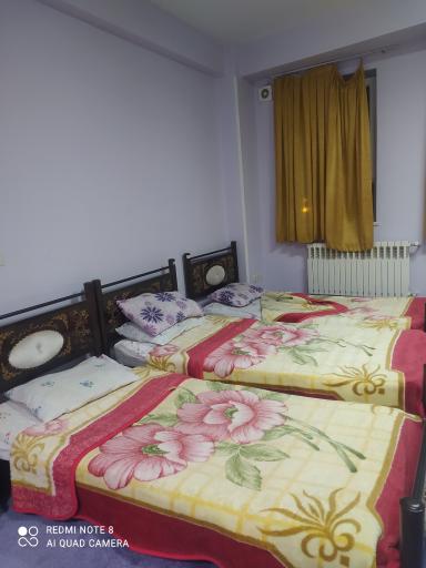 عکس باشگاه فرهنگیان (خانه معلم)