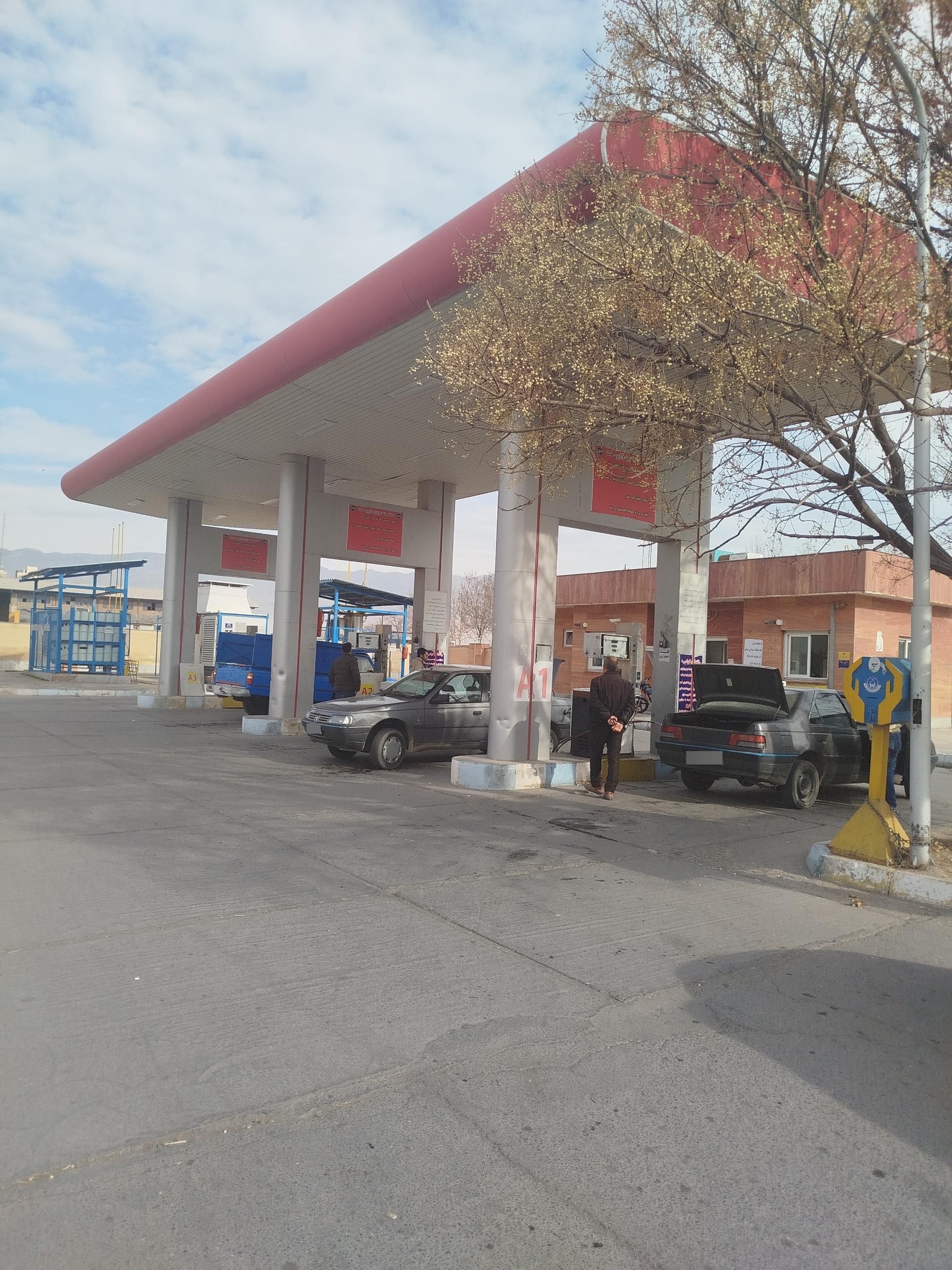 عکس پمپ گاز فضل ابن شاذان