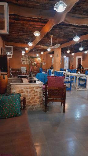 عکس کافه رستوران برقع