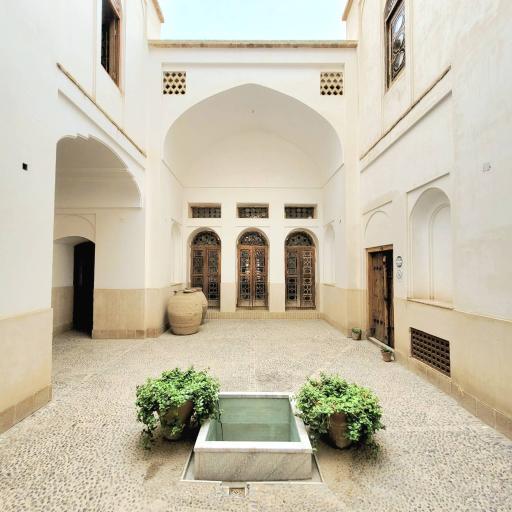 عکس اقامتگاه بومگردی خانه سه نیک یزد