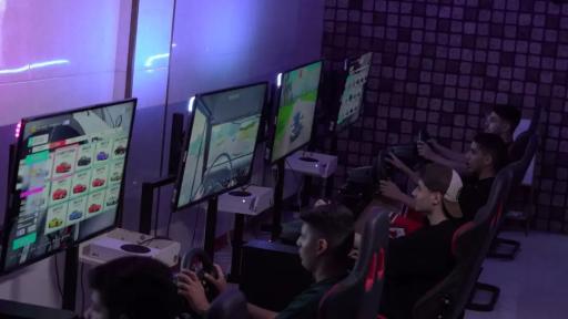 عکس گیم نت شبیه ساز رانندگی( ریس نت)