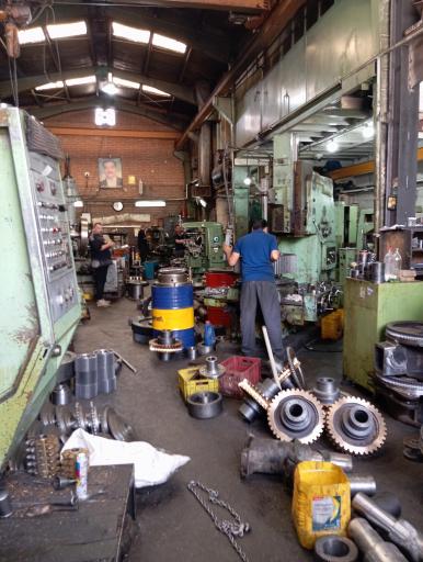 عکس تراشکاری صنعتی خلیلی 