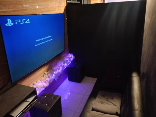 عکس گیم‌ نت بلادی