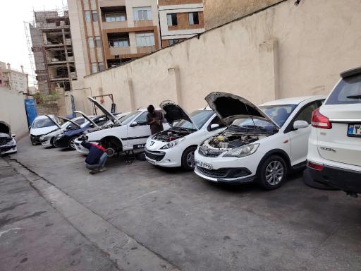عکس کلینیک خودرو کرمانیان
