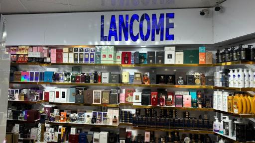 عکس لوازم آرایشی و ادکلن نامبروان