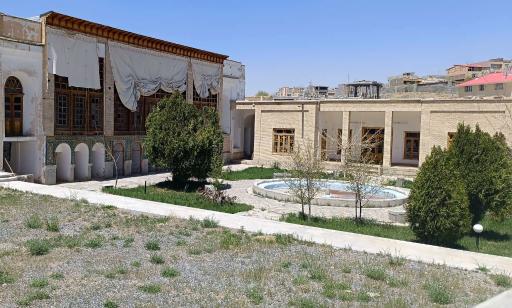 عکس عمارت تاریخی معظم الملک میرپنج