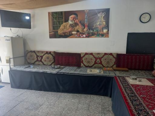 عکس سنت سرای آلبالو سیاه