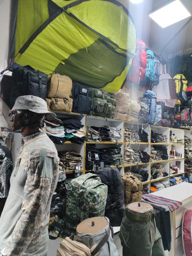 عکس فروشگاه لوازم کوهنوردی مرادی