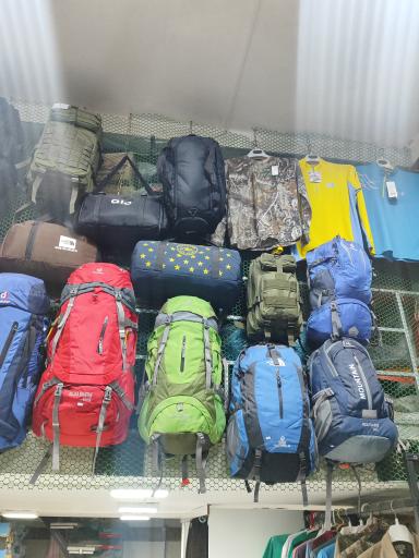 عکس فروشگاه لوازم کوهنوردی مرادی