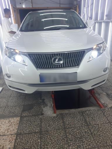 عکس کارشناسی و تشخیص رنگ خودرو دوج