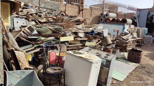 عکس آهن آلات و ضایعات رنج و گنج (فرقانی)