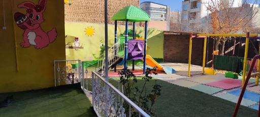 عکس مهدکودک راستین