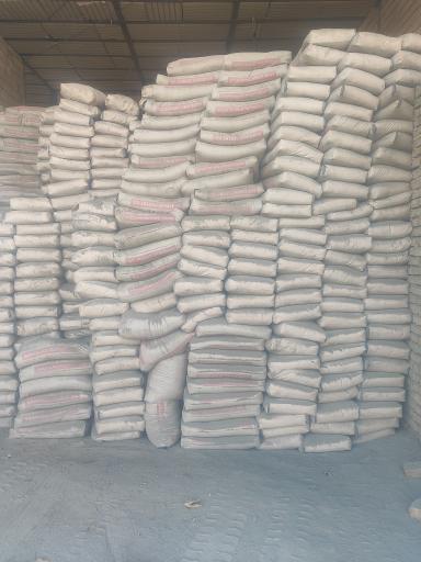 عکس نمایندگی سیمان نهاوند فرهادی