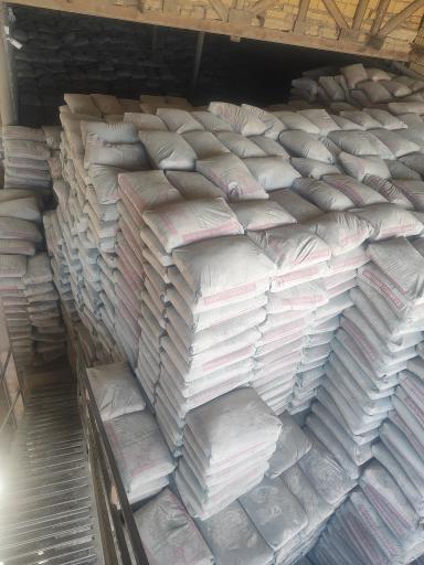 عکس نمایندگی سیمان نهاوند فرهادی