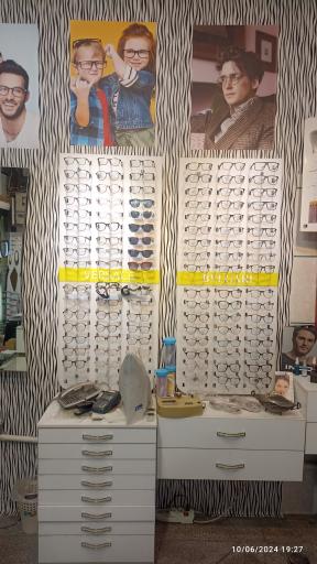 عکس اپتومتری و عینک مقدم