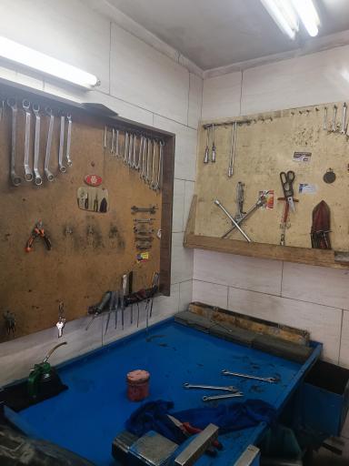 عکس باطری سازی علی 