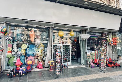 عکس فروشگاه اسباب بازی فانتزی تویز